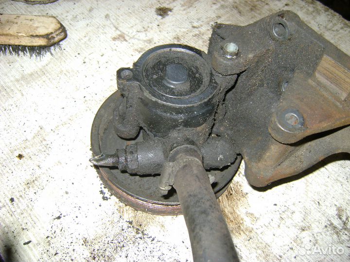 Насос гур Ford Scorpio 88WF-3A 733-A1B