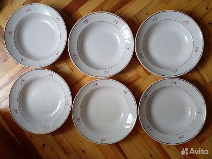 Тарелки суповые 