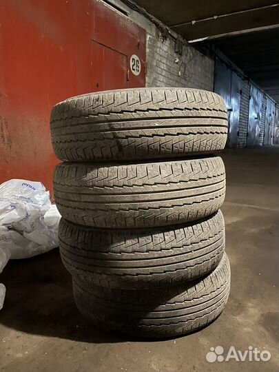 Kumho Road Venture ST KL11 235/65 R17 104H