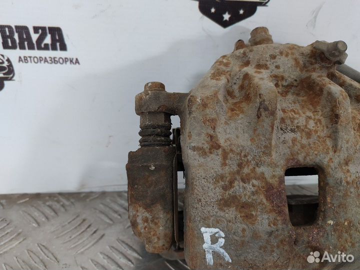 Суппорт тормозной передний правый R