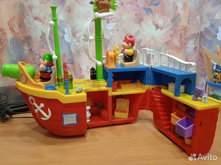 Корабль пиратский + паром