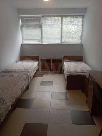 Комната 32 м² в 2-к., 1/2 эт.