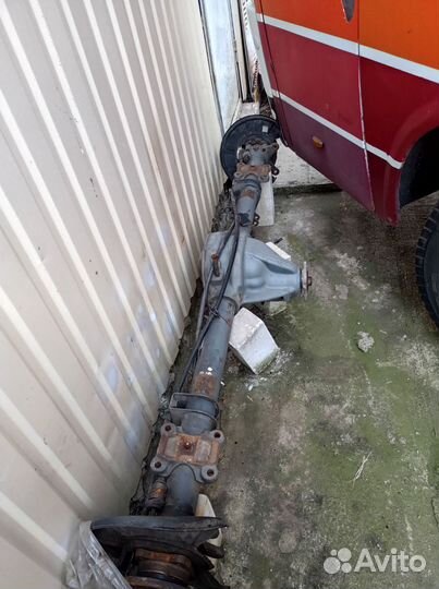 Задний мост Мерседес 315односкатник чулок