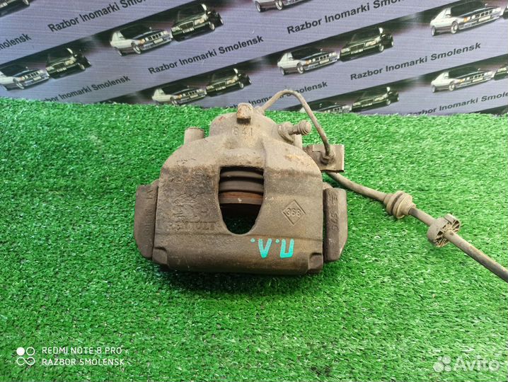 Суппорт передний левый Рено Лагуна 2