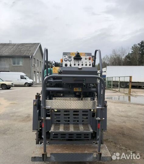 Асфальтоукладчик Vogel Super 800i