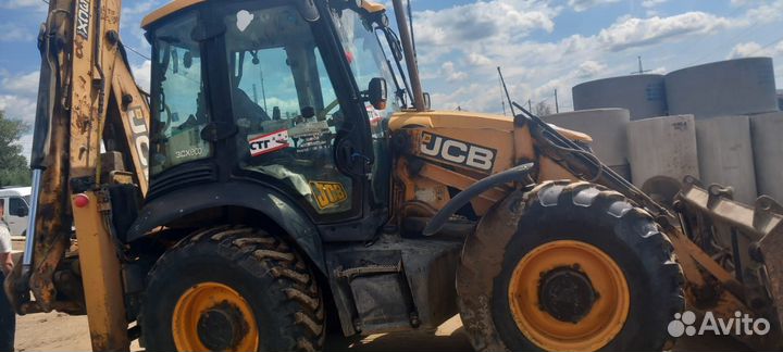 Экскаватор-погрузчик JCB 3CX, 2011