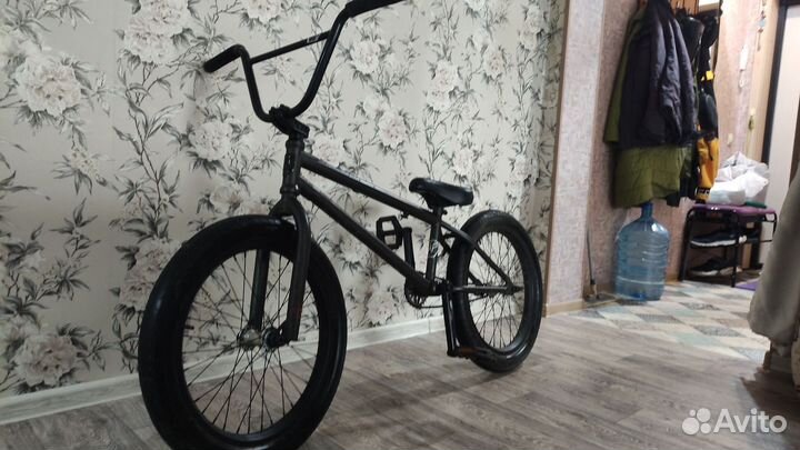 BMX Mongoose legion