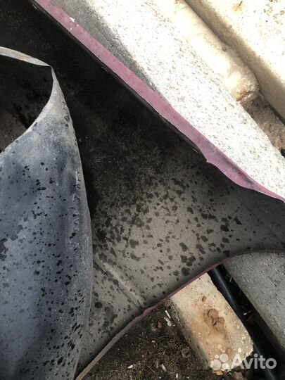 Крыло правое ауди 80 б3