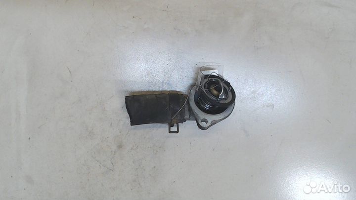 Корпус термостата Hyundai Santa Fe, 2003