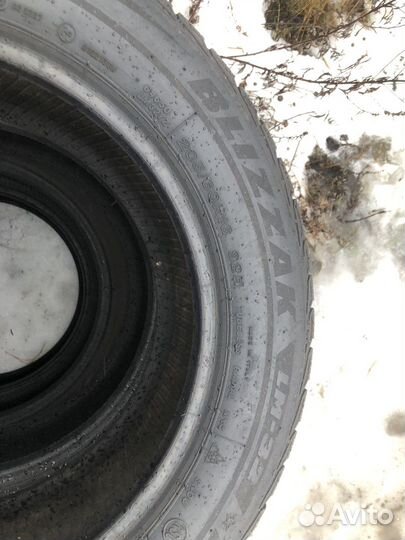 Bridgestone Blizzak LM-32 205/60 R16