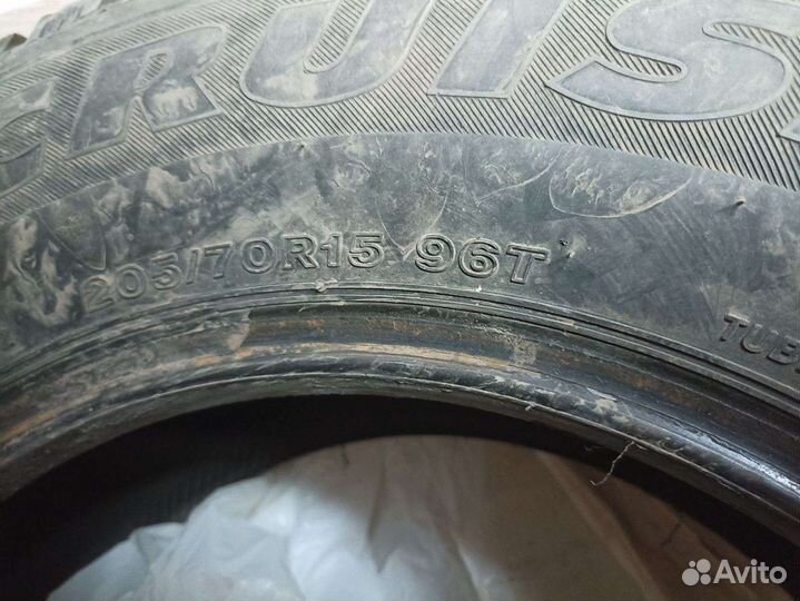 Bridgestone Ice Cruiser 7000 205/70 R15