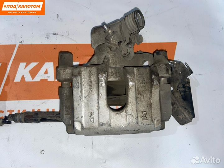 Комплект тормозов (Диски и суппорта) Ford Focus 3