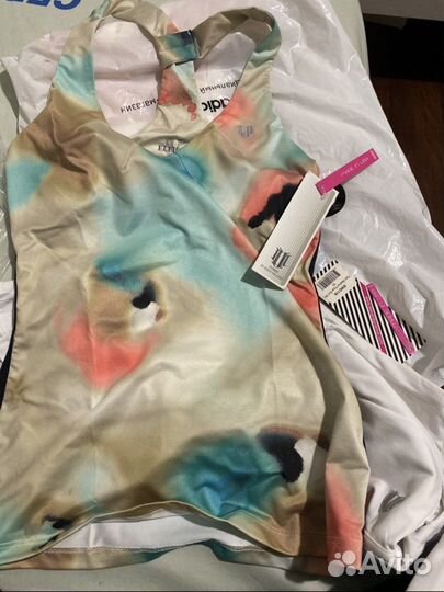 Одежда для тенниса от Винус Вильямс