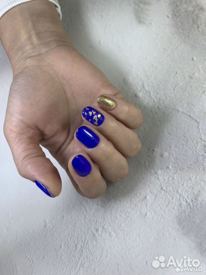 Маникюр (педикюр) на Коломенской