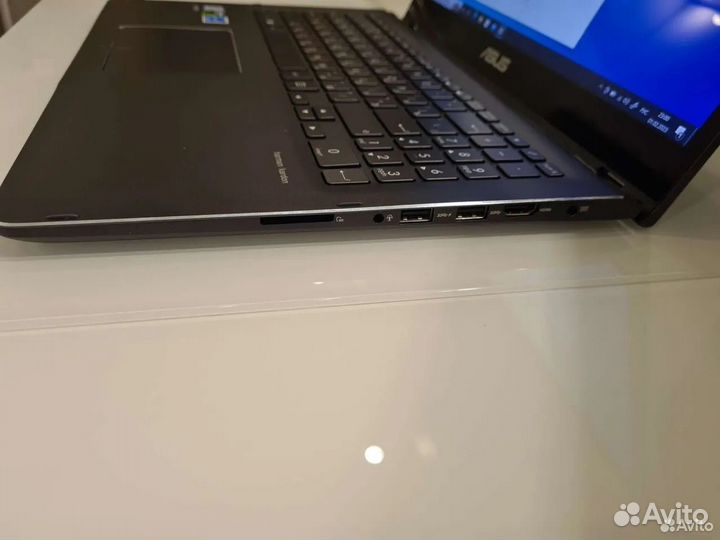 Asus ZenBook Flip UX561U