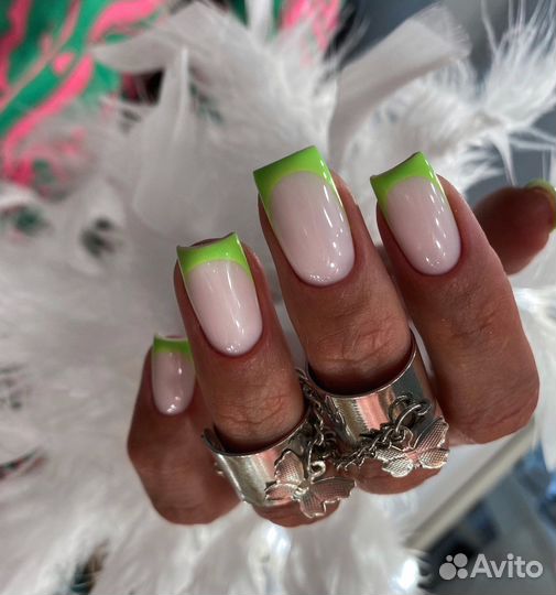 Маникюр/ педикюр