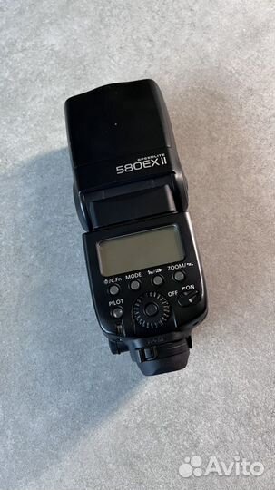 Вспышка Canon Speedlite 580EX II