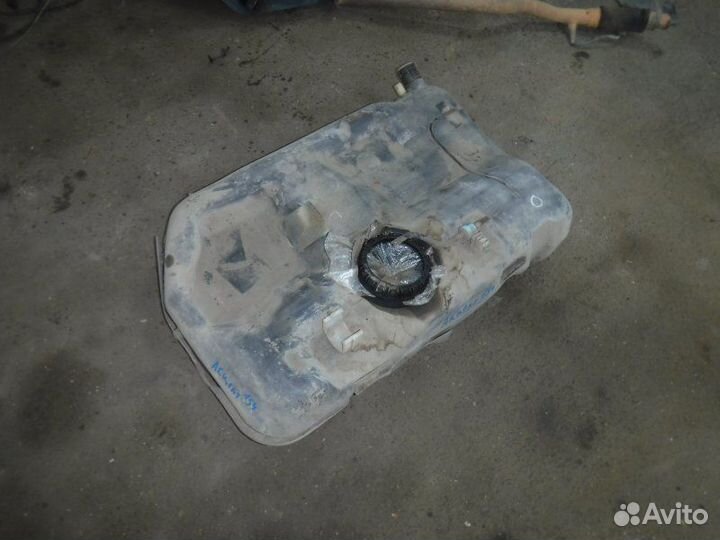 Топливный бак Hyundai Accent G4EC 2007