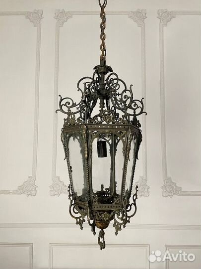 Антикварный бронзовый фонарь