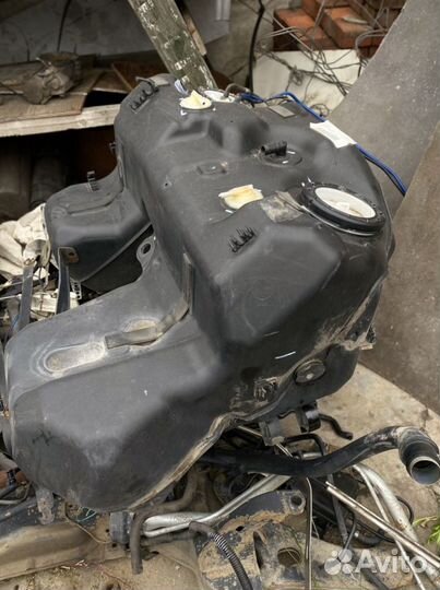 Бензобак (бак топливный) Range Rover 3 LM L322