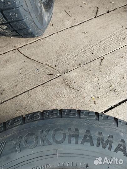 Продаю зимнюю резину с дисками на каптур, дастер