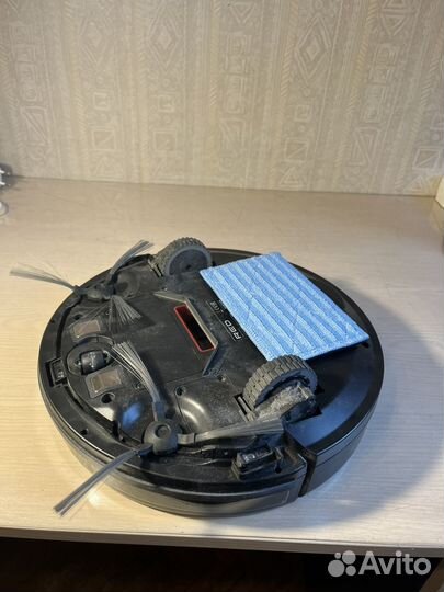 Робот пылесос RED evolution RV-R571