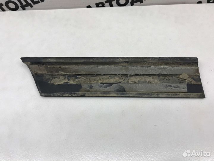 Молдинг крыла перед правого Daewoo Nexia N100 2007