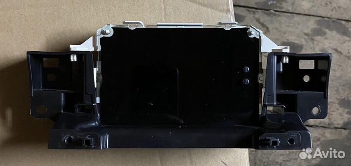 Штатная магнитола на Ford Focus