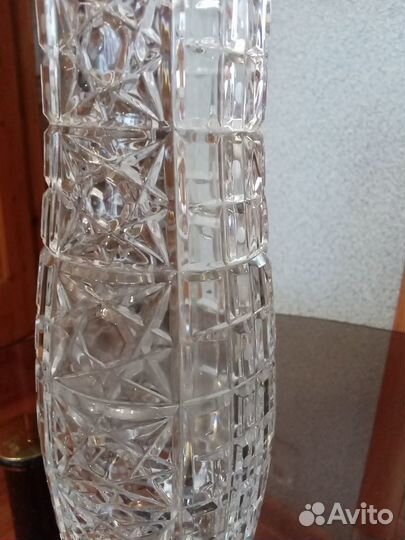 Хрустальная ваза под цветы