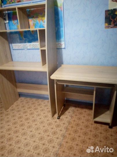 Стол компьютерный