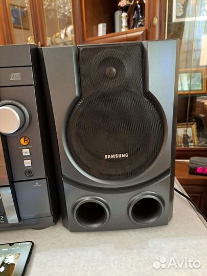 Музыкальный центр samsung. идеальное состояние