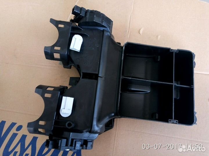 Мерседес Бенц ML 350 164 воздуховод Торпедо центра