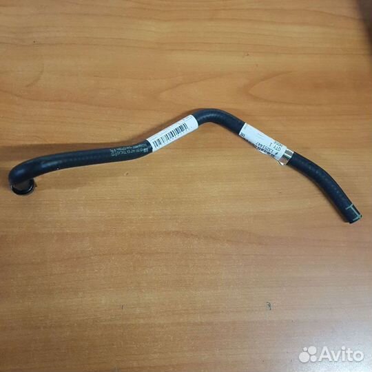 Патрубок расширительного бачка Opel Astra J 1.4