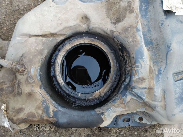 Бензобак peugeot 206