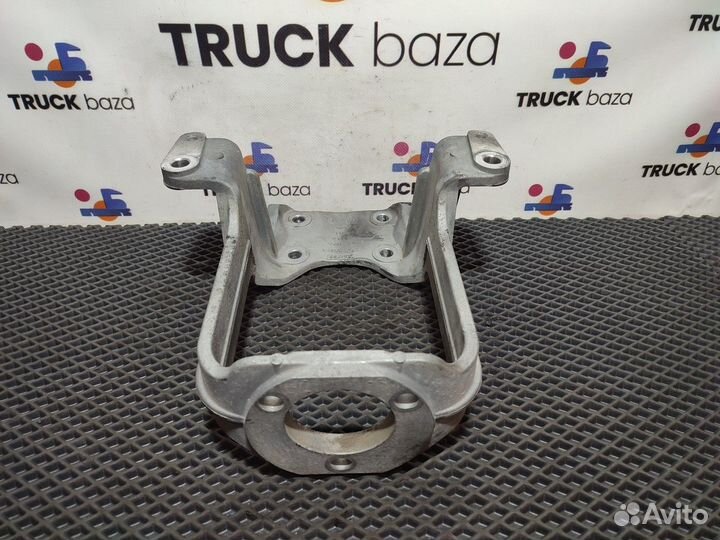 2195397 Кронштейн амортизатора кабины