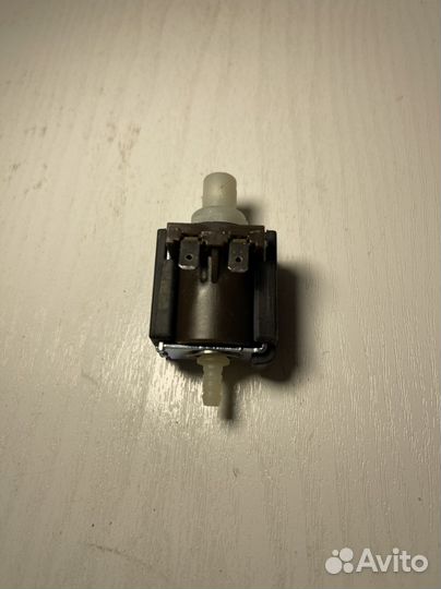 Помпа для утюга Bork I780