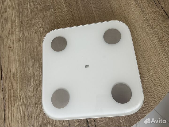 Весы Xiaomi Mi Body Composition Scale 2