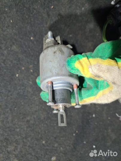 Втягивающее реле стартера Volkswagen Jetta 6 2018