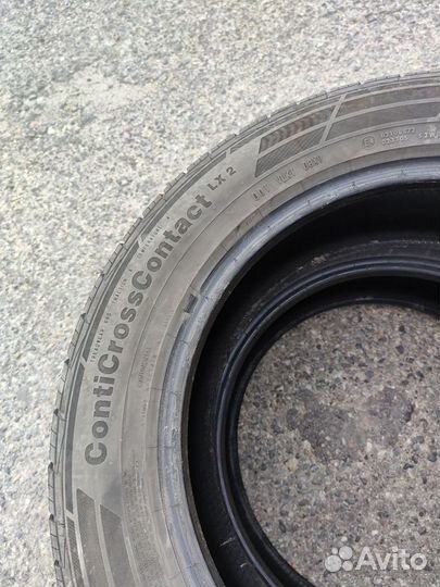 Continental ContiCrossContact LX2 215/60 R17 96H