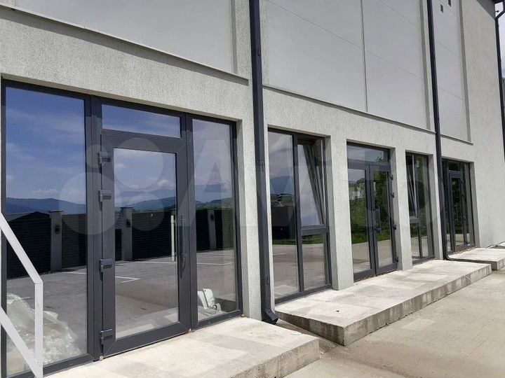 Торговая площадь, 680 м²