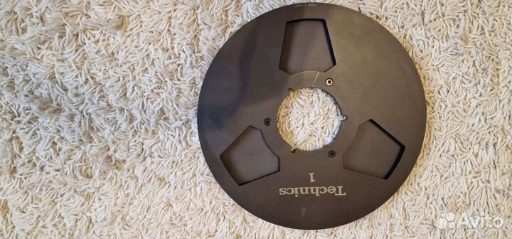 Продам катушки для магнитофона 27