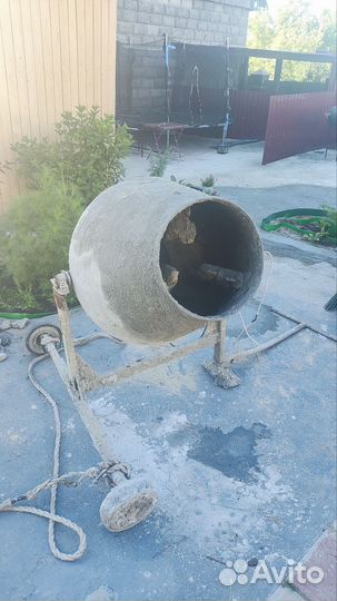 Продам бетономешалку