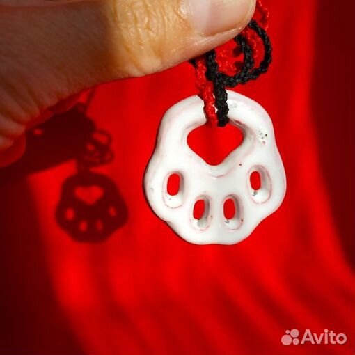 Кошачья лапка подвеска керамическая