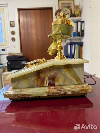 Телефон из оникса Венеция