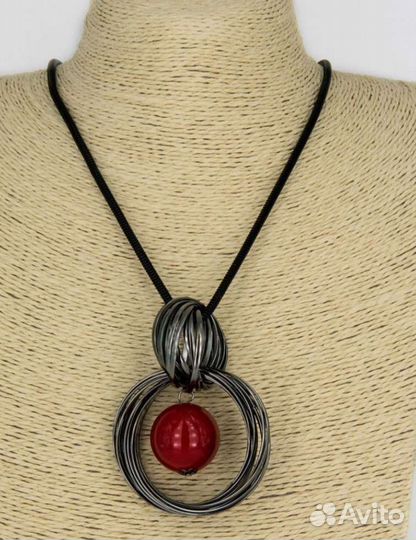 Кулон,колье