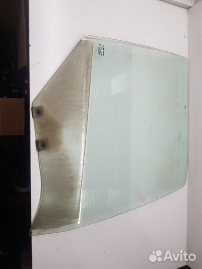 Стекло двери задней правой (Renault Symbol)