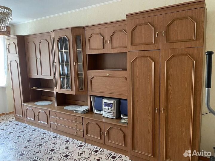 Стенка в гостиную бу