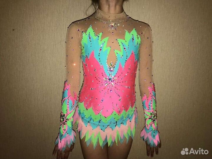 Купальник для художественной гимнастики