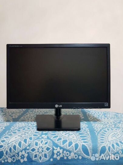 Монитор LG