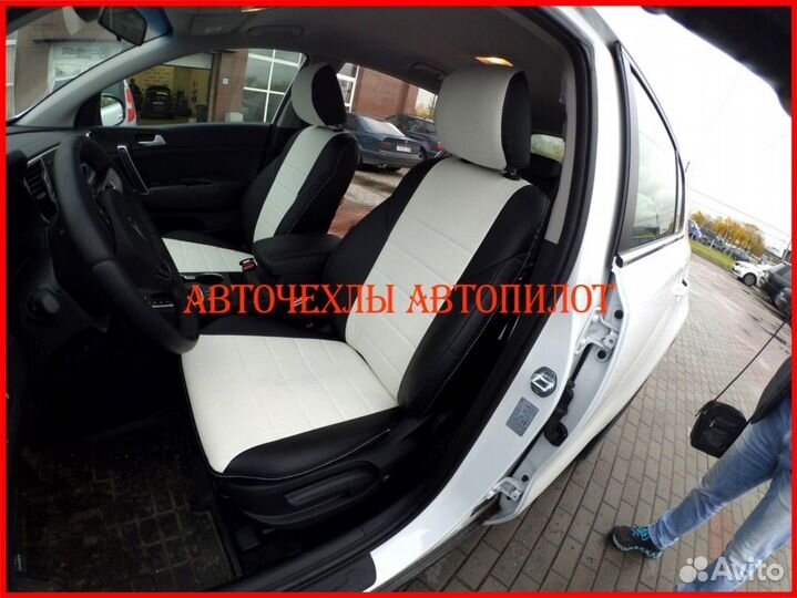 Чехлы Автопилот Kia Sportage 4 из экокожи чёр-бел